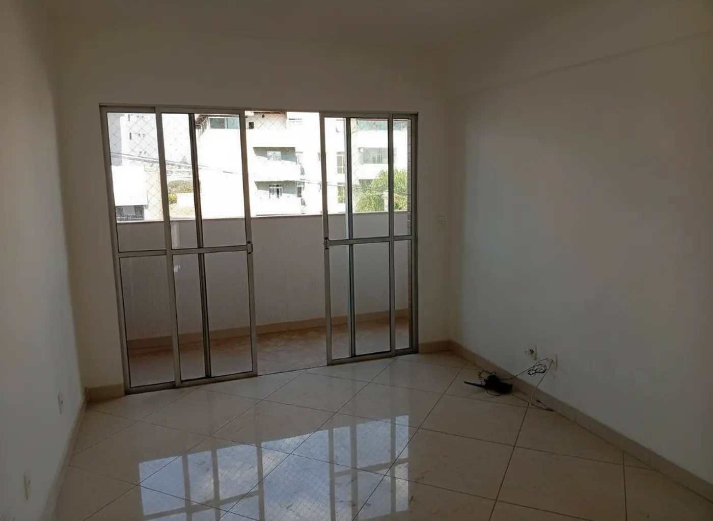 Apartamento 3 quartos no Arcádia Contagem