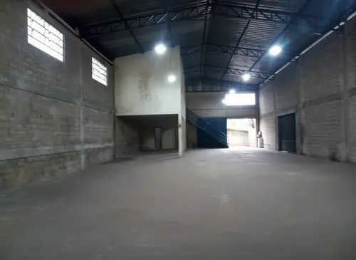 Galpao no Chácaras Reunidas Santa Terezinha Contagem — Encontre seu imóvel na Essenciale Imóveis