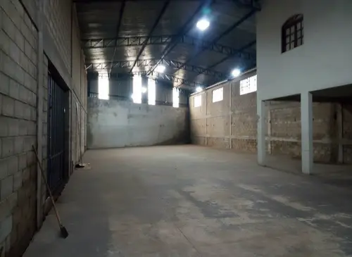 Galpao no Chácaras Reunidas Santa Terezinha Contagem — Encontre seu imóvel na Essenciale Imóveis